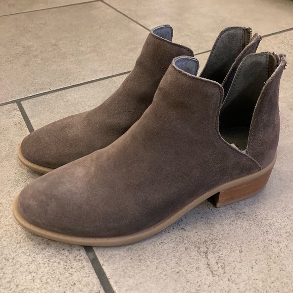 Steve Madden Shoes - Steve Madden Booties